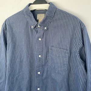 L.L. Bean Blue Casual Button Down Striped Shirt with Slightly Fitted Fit XL